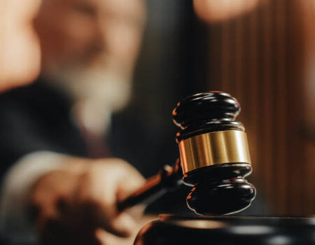 Evolution affronta una causa per presunte pratiche commerciali illegali